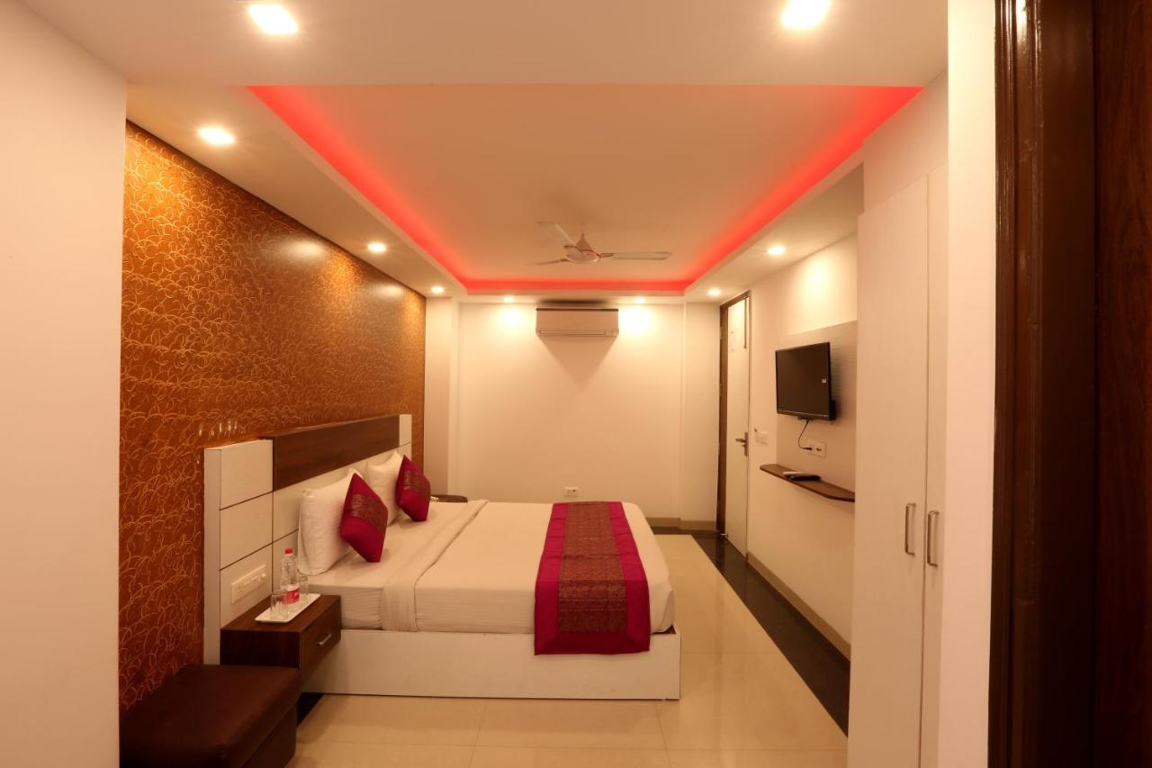 Hotel Classic Plaza At Delhi Airport Hotel 3*